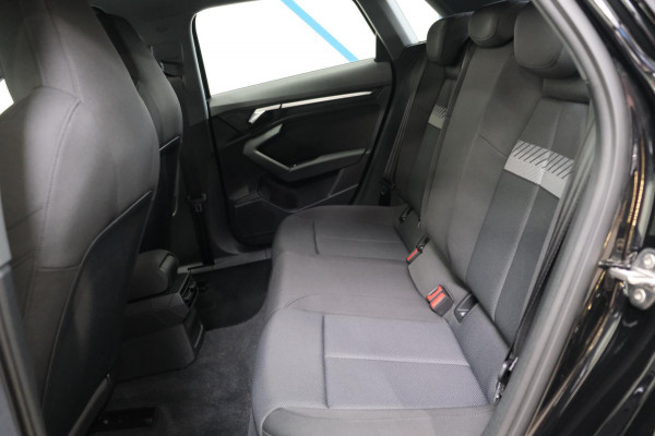 Audi A3 Sportback 30 TFSI Advanced edition Automaat - N.A.P. Airco, Cruise, Navi, PDC.