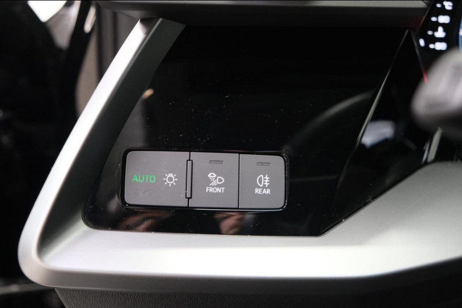 Audi A3 Sportback 30 TFSI Advanced edition Automaat - N.A.P. Airco, Cruise, Navi, PDC.