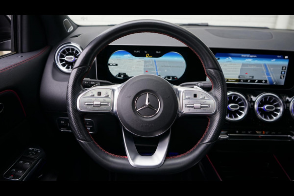 Mercedes-Benz GLA 250 4MATIC AMG NIGHT AUTOMAAT-360 CAMERA-AMBIANCE-BURMESTER-KEYLESS-NAVIGATIE-PANO-WINTER-Etc.