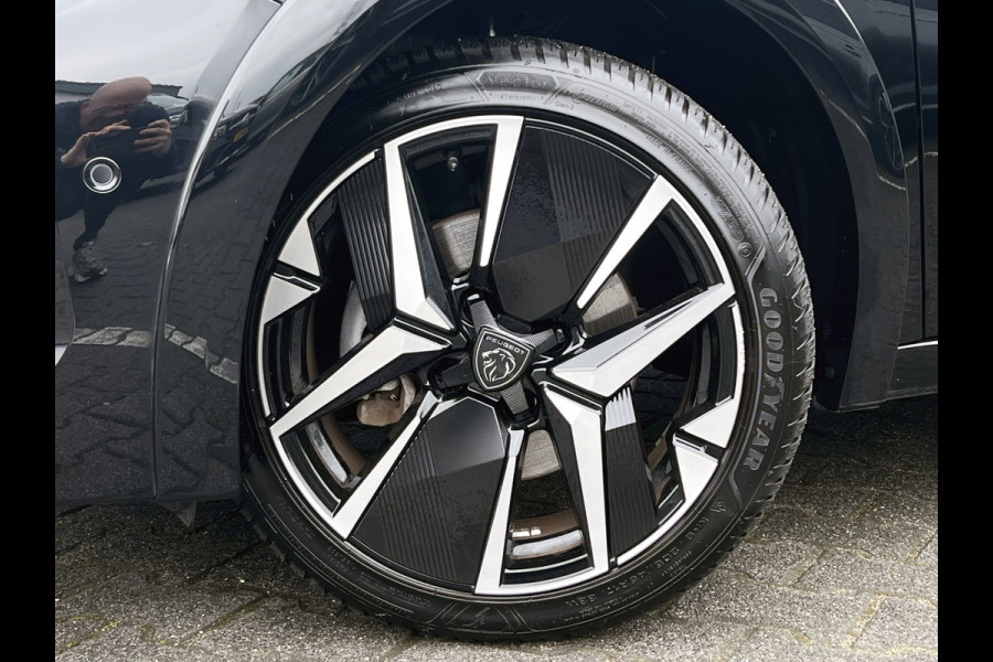 Peugeot 208 1.2 Hybrid 145 e-DCS6 GT | ACC | Vision Pack | Navi | Carplay | LED