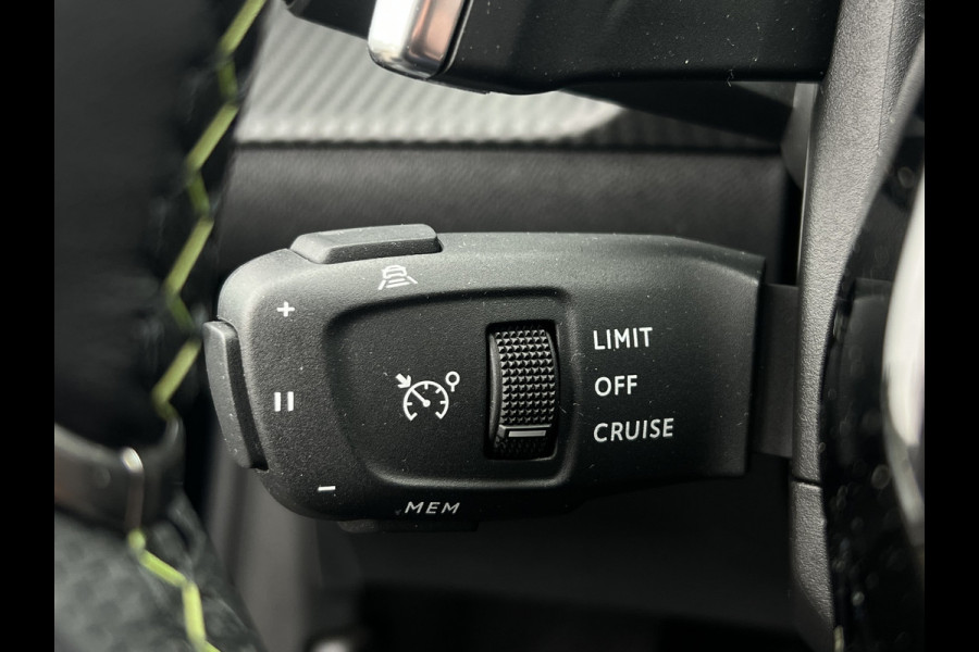 Peugeot 208 1.2 Hybrid 145 e-DCS6 GT | ACC | Vision Pack | Navi | Carplay | LED