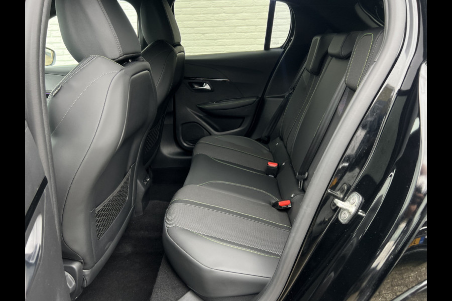 Peugeot 208 1.2 Hybrid 145 e-DCS6 GT | ACC | Vision Pack | Navi | Carplay | LED