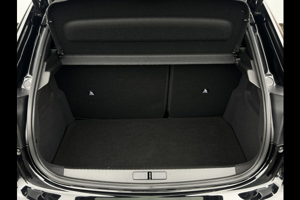Peugeot 208 1.2 Hybrid 145 e-DCS6 GT | ACC | Vision Pack | Navi | Carplay | LED