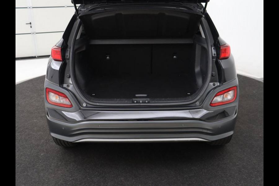 Hyundai Kona EV Fashion 64 kWh | SOH 100% | 3 Fase | Head-Up | Camera | Adaptive cruise | Krell Audio | Wamtepomp | Carplay | Navigatie | Bluetooth