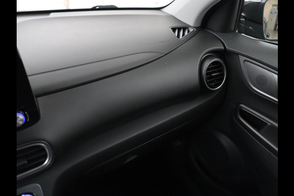 Hyundai Kona EV Fashion 64 kWh | SOH 100% | 3 Fase | Head-Up | Camera | Adaptive cruise | Krell Audio | Wamtepomp | Carplay | Navigatie | Bluetooth