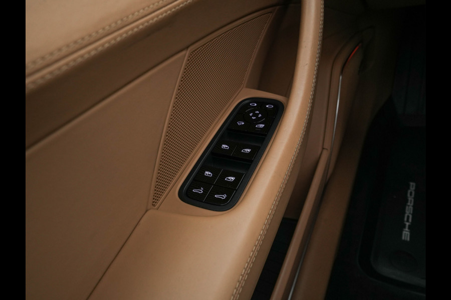 Porsche Panamera Sport Turismo 3.0 4 Aut. *PANO | SPORTCHRONO-PACK | LEATHER | FULL-LED | MEMORY-PACK | TOP-VIEW | KEYLESS | NAVI-FULLMAP | HEATED-SPORTSEATS | DAB+ | PRIVACY-GLASS | SHIFT-PADDLES | 21''ALU*