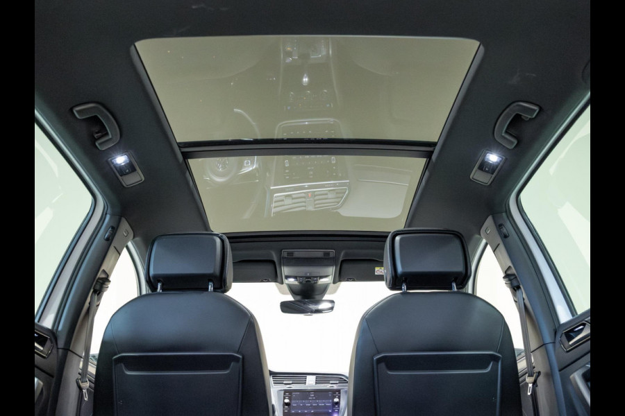 Volkswagen Tiguan 2.0 TSI 4Motion Highline / 180pk / R-Line / Achteruitrijcamera / Cruise / Navigatie / Apple Carplay