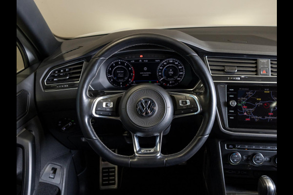 Volkswagen Tiguan 2.0 TSI 4Motion Highline / 180pk / R-Line / Achteruitrijcamera / Cruise / Navigatie / Apple Carplay