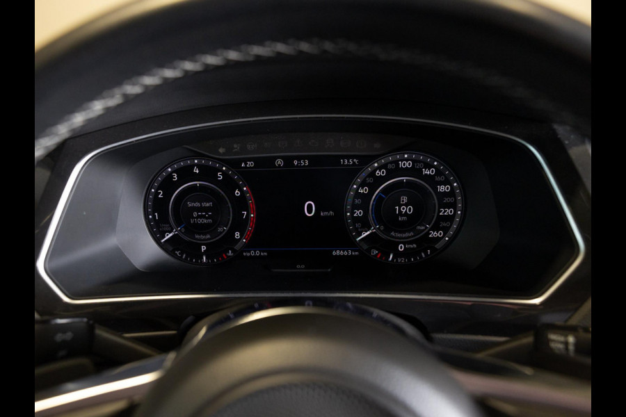 Volkswagen Tiguan 2.0 TSI 4Motion Highline / 180pk / R-Line / Achteruitrijcamera / Cruise / Navigatie / Apple Carplay