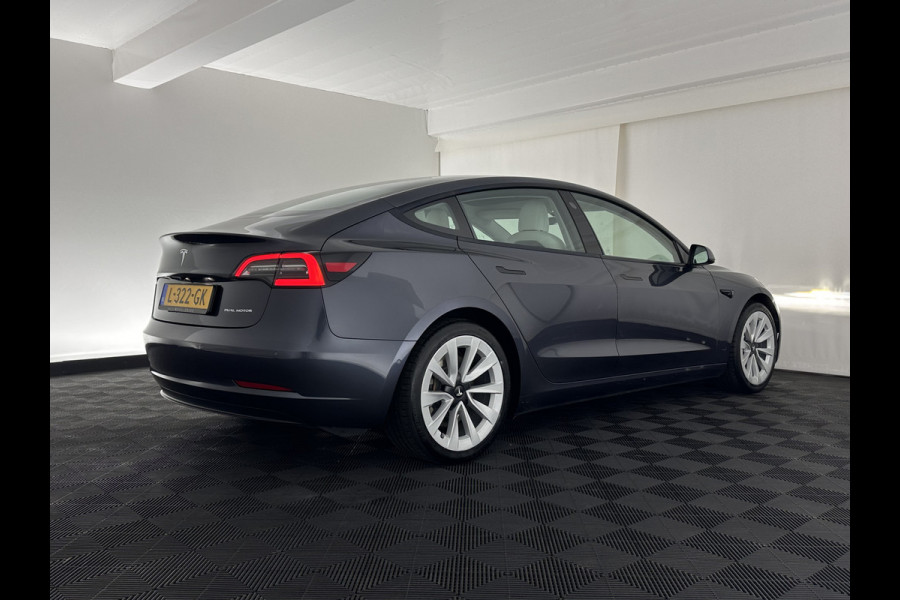 Tesla Model 3 ⚠️HV-BATTERY-DEFECT⚠️ Long Range AWD 75 kWh [ 3-Fase ] {SOH-86%} (INCL-BTW) Aut. *PANO | AUTOPILOT | LEATHER | KEYLESS | FULL-LED | MEMORY-PACK | TOPVIEW | DAB | CARPLAY | DIGI-COCKPIT | LANE-ASSIST | COMFORTSEATS | 19"ALU*