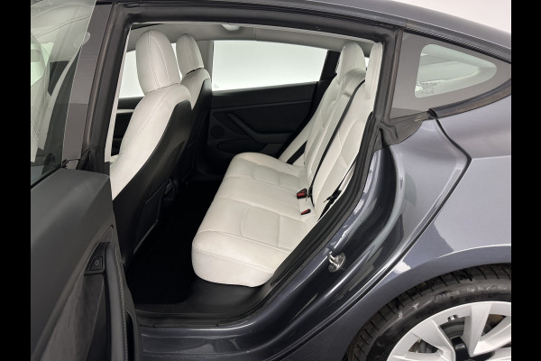 Tesla Model 3 ⚠️HV-BATTERY-DEFECT⚠️ Long Range AWD 75 kWh [ 3-Fase ] {SOH-86%} (INCL-BTW) Aut. *PANO | AUTOPILOT | LEATHER | KEYLESS | FULL-LED | MEMORY-PACK | TOPVIEW | DAB | CARPLAY | DIGI-COCKPIT | LANE-ASSIST | COMFORTSEATS | 19"ALU*