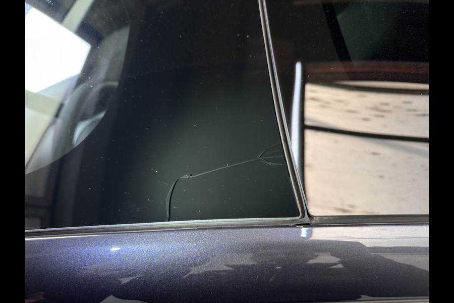 Tesla Model 3 ⚠️HV-BATTERY-DEFECT⚠️ Long Range AWD 75 kWh [ 3-Fase ] {SOH-86%} (INCL-BTW) Aut. *PANO | AUTOPILOT | LEATHER | KEYLESS | FULL-LED | MEMORY-PACK | TOPVIEW | DAB | CARPLAY | DIGI-COCKPIT | LANE-ASSIST | COMFORTSEATS | 19"ALU*