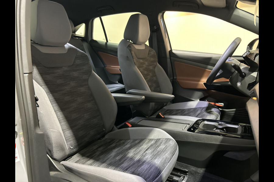 Volkswagen ID.5 Pro 77 kWh | parkeersensor | leder dashboard