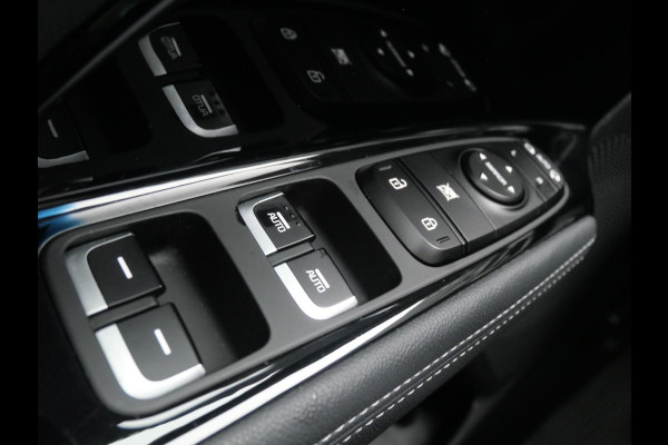 Kia Niro 1.6 GDi Hybrid DynamicLine | Navi | Clima | Trekhaak | Cruise | Camera
