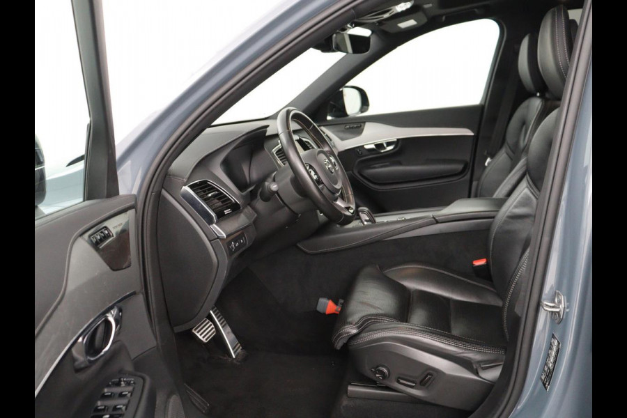 Volvo XC90 2.0 T8 AWD R-Design | Panoramadak | Stoelventilatie | Head-Up | Massage | 360 Camera | Leder | Adaptive cruise | Carplay | Harman/Kardon | Achterbankverwarming | Navigatie | PHEV | Plug In