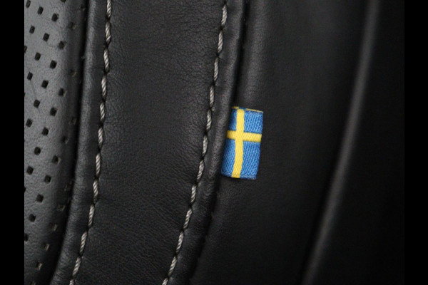 Volvo XC90 2.0 T8 AWD R-Design | Panoramadak | Stoelventilatie | Head-Up | Massage | 360 Camera | Leder | Adaptive cruise | Carplay | Harman/Kardon | Achterbankverwarming | Navigatie | PHEV | Plug In