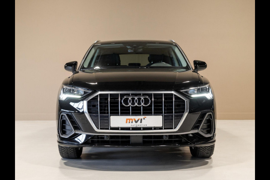 Audi Q3 35 TFSI S-line / 150pk/ Leer / Cruise / Airco / Stoelverwarming / Navigatie