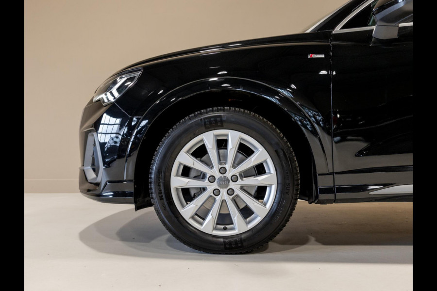 Audi Q3 35 TFSI S-line / 150pk/ Leer / Cruise / Airco / Stoelverwarming / Navigatie