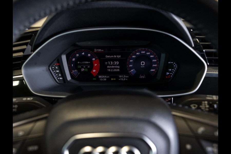 Audi Q3 35 TFSI S-line / 150pk/ Leer / Cruise / Airco / Stoelverwarming / Navigatie