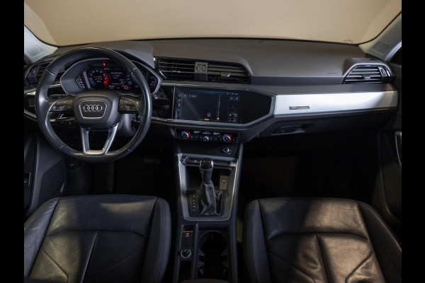 Audi Q3 35 TFSI S-line / 150pk/ Leer / Cruise / Airco / Stoelverwarming / Navigatie