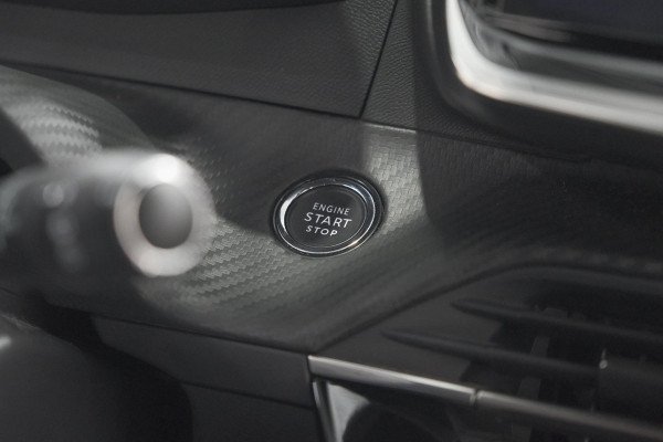 Peugeot 2008 PureTech 130 EAT8 GT | 360 Camera | Dodehoekdetectie | Apple Carplay