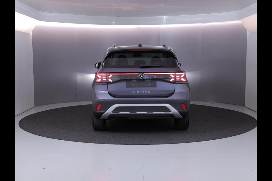 Volkswagen T-Cross 1.0 TSI Style 115PK DSG | Navigatie | Parkeercamera | 18"LM velgen | Matrix koplampen |