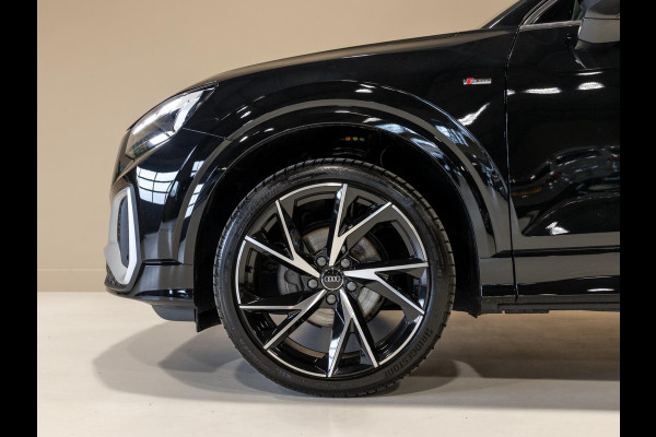 Audi Q2 35 TFSI S Edition / 150pk / Leder / Stoelverwarming / Keyless entry / Matrix LED / Adaptieve cruise control /