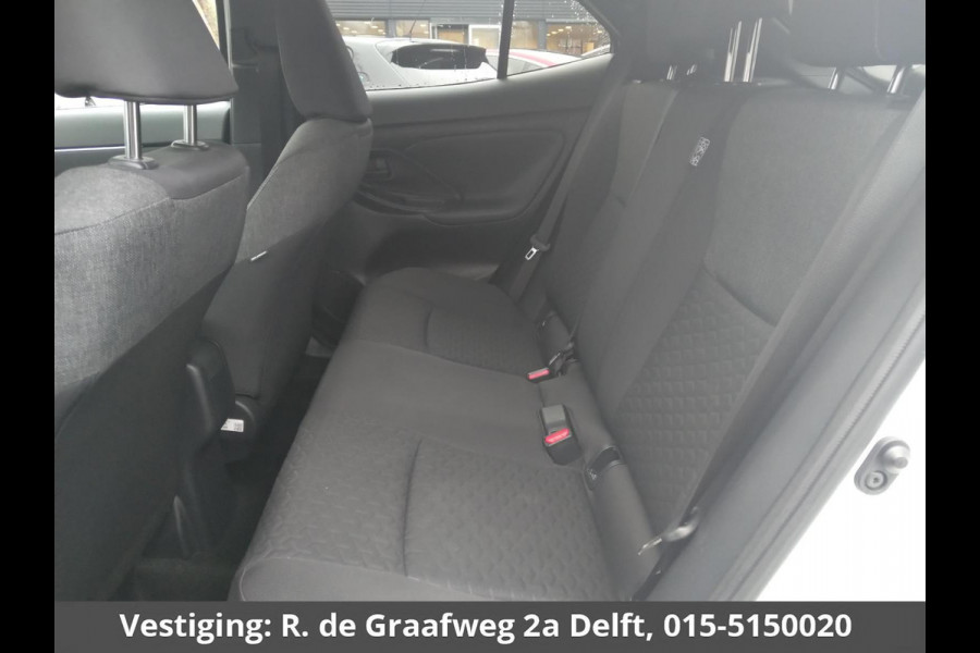 Toyota Yaris Cross 1.5 Hybrid Dynamic | Apple Carplay & AndroidAUTO | Camera | Privacy Glass |