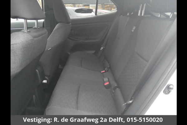 Toyota Yaris Cross 1.5 Hybrid Dynamic | Apple Carplay & AndroidAUTO | Camera | Privacy Glass |