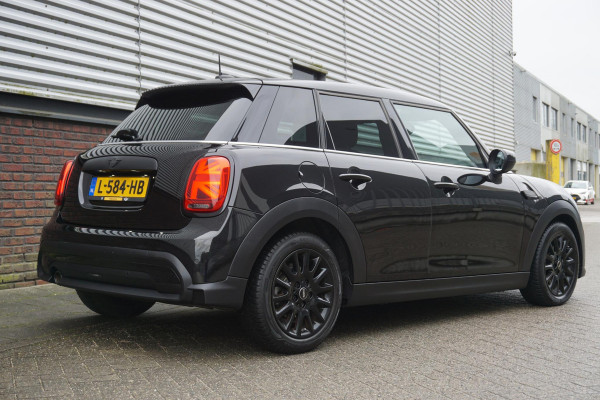 MINI Mini 1.5 One Essential LED/GR. NAVI/1e EIGENAAR.