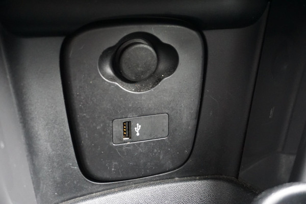 MINI Mini 1.5 One Essential LED/GR. NAVI/1e EIGENAAR.