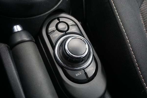 MINI Mini 1.5 One Essential LED/GR. NAVI/1e EIGENAAR.