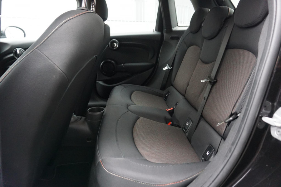 MINI Mini 1.5 One Essential LED/GR. NAVI/1e EIGENAAR.