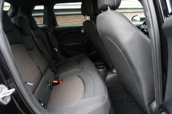 MINI Mini 1.5 One Essential LED/GR. NAVI/1e EIGENAAR.