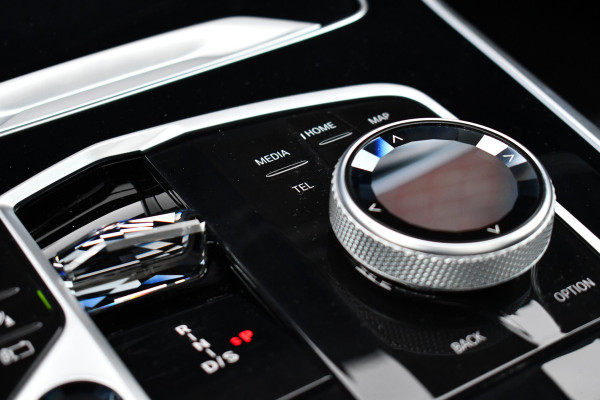 BMW X5 xDrive50e M-Sport Pro Pano Trekh ACC Comfstoel HUD 360 22inch