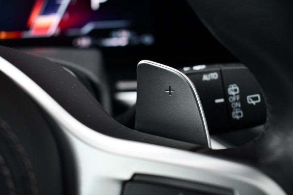 BMW X5 xDrive50e M-Sport Pro Pano Trekh ACC Comfstoel HUD 360 22inch