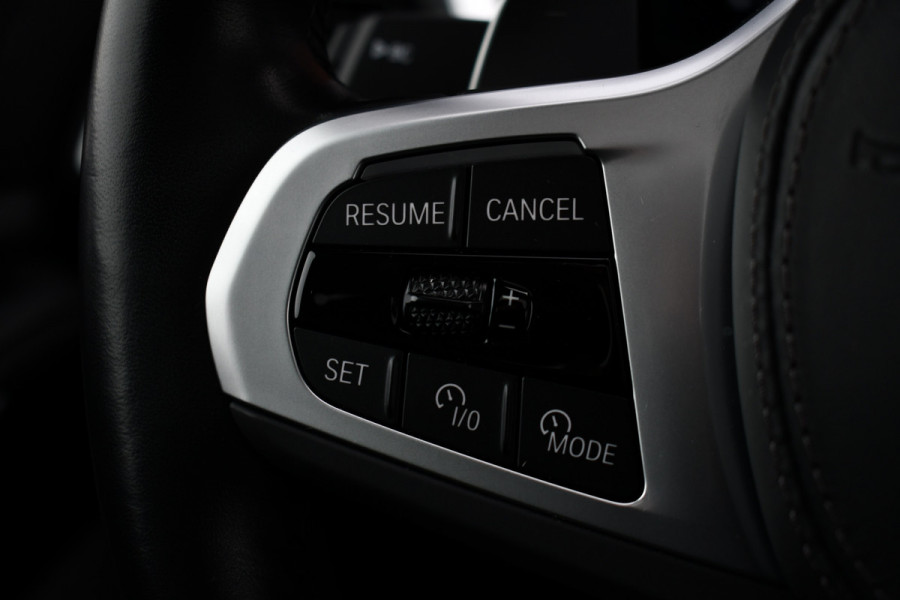 BMW X5 xDrive50e M-Sport Pro Pano Trekh ACC Comfstoel HUD 360 22inch