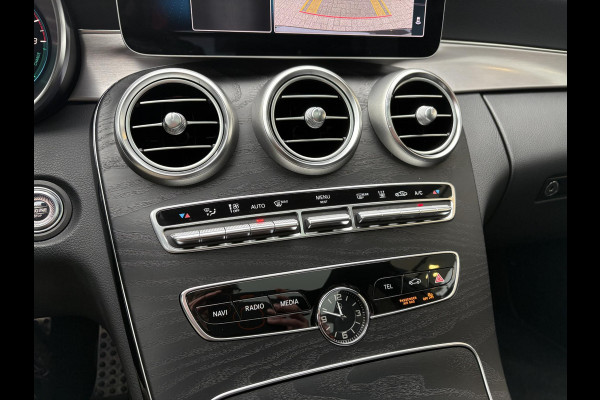 Mercedes-Benz C-Klasse Estate 300e T AMG Line | Plug-in Hybride | PHEV | Panoramadak |  Stoelverwarming | Achteruitrijcamera | Eektrisch vestelbare stoelen | Dealer onderhouden
