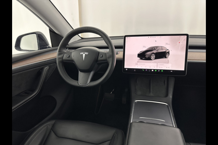 Tesla Model Y RWD 58 kWh [ 3-Fase ] {SOH-93%} (INCL.BTW) Aut. *PANO | AUTO-PILOT | LEATHER | NAVI-FULLMAP | MATRIX-LED | KEYLESS | CAMERA | DAB+ | HEATED-COMFORTSEATS | PRIVACYGLASS | TOPVIEW | 19''ALU*