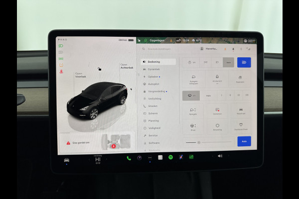 Tesla Model Y RWD 58 kWh [ 3-Fase ] {SOH-93%} (INCL.BTW) Aut. *PANO | AUTO-PILOT | LEATHER | NAVI-FULLMAP | MATRIX-LED | KEYLESS | CAMERA | DAB+ | HEATED-COMFORTSEATS | PRIVACYGLASS | TOPVIEW | 19''ALU*