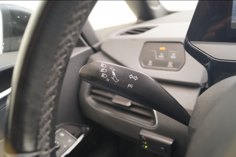Volkswagen ID.3 Life 58kWh -SOH90%-NAVI-ECC-PDC-TREKHAAK-