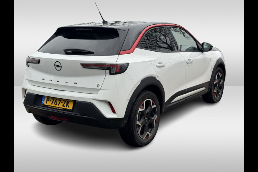 Opel Mokka Electric Ultimate 50 kWh / Camera / CarPlay / Keyless / LED Koplampen / 17'' / Navigatie / DAB / Dodehoek / Cruise Control Adaptief / Warmtepomp