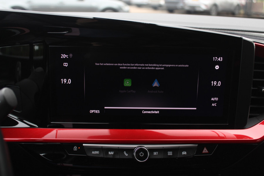 Opel Mokka Electric Ultimate 50 kWh / Camera / CarPlay / Keyless / LED Koplampen / 17'' / Navigatie / DAB / Dodehoek / Cruise Control Adaptief / Warmtepomp