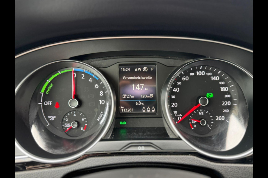 Volkswagen Passat Variant 1.4 TSI GTE,Navigatie,Parkeersensoren,Cruisecontrol,trekhaak,LED,stoelverwarming