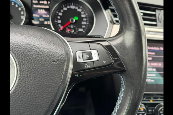 Volkswagen Passat Variant 1.4 TSI GTE,Navigatie,Parkeersensoren,Cruisecontrol,trekhaak,LED,stoelverwarming