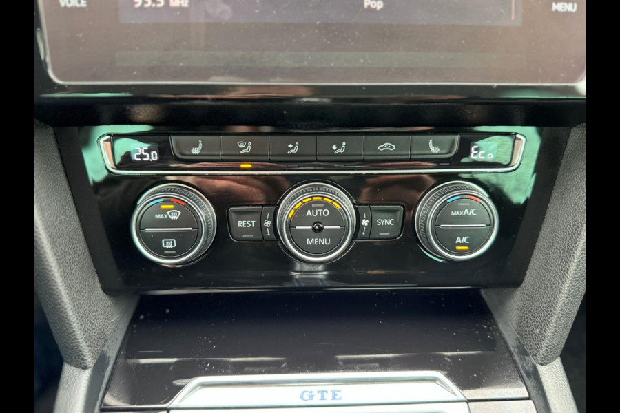 Volkswagen Passat Variant 1.4 TSI GTE,Navigatie,Parkeersensoren,Cruisecontrol,trekhaak,LED,stoelverwarming
