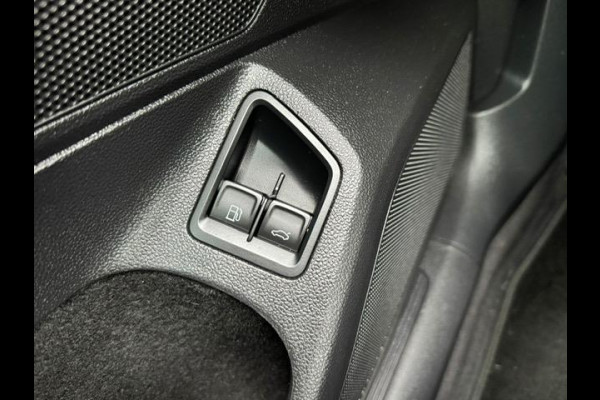 Volkswagen Passat Variant 1.4 TSI GTE,Navigatie,Parkeersensoren,Cruisecontrol,trekhaak,LED,stoelverwarming