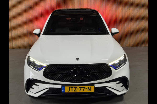 Mercedes-Benz GLC 400e 4MATIC AMG Line PANO|BURMESTER|HUD|AMBIENT|MEMORY|STOELVENTILATIE|NIEVEAUREGELING|20 INCH BREEDSET
