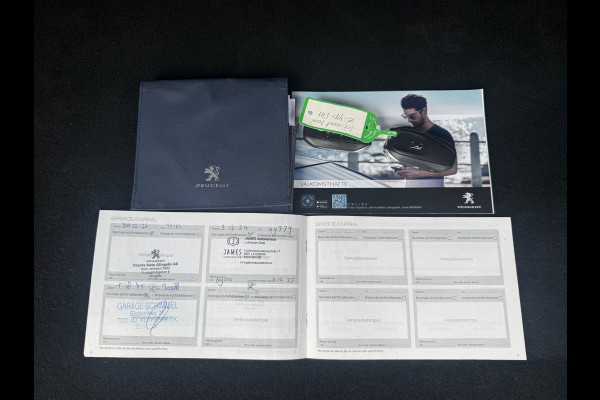 Peugeot 2008 1.2 PureTech Allure Pack 2e Eigenaar|Navi|Carplay|Camera|Clima|Cruise|Stoelverwarming|APK tot 03-2027