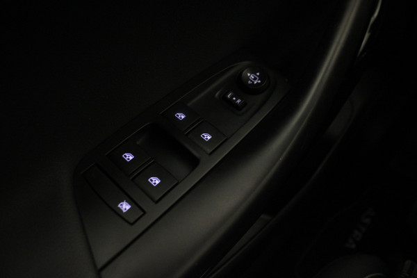 Opel Astra 1.2 Elegance |Camera|Navi|